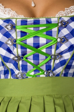 Kort Dirndljurkje groen